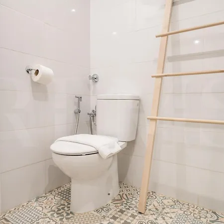 With Balcony, Pool And Nearby Rems